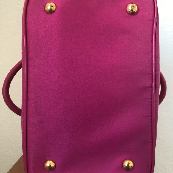 Prada tessuto leather & nylon in beautiful hot pink with 2 straps - Picture 9 of 15